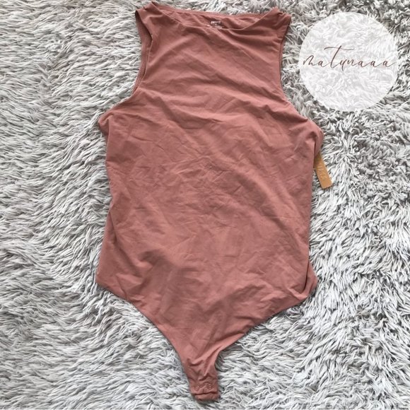 Skims Fits Everybody High Neck Bodysuit in Rose Clay 2X - Picture 1 of 3